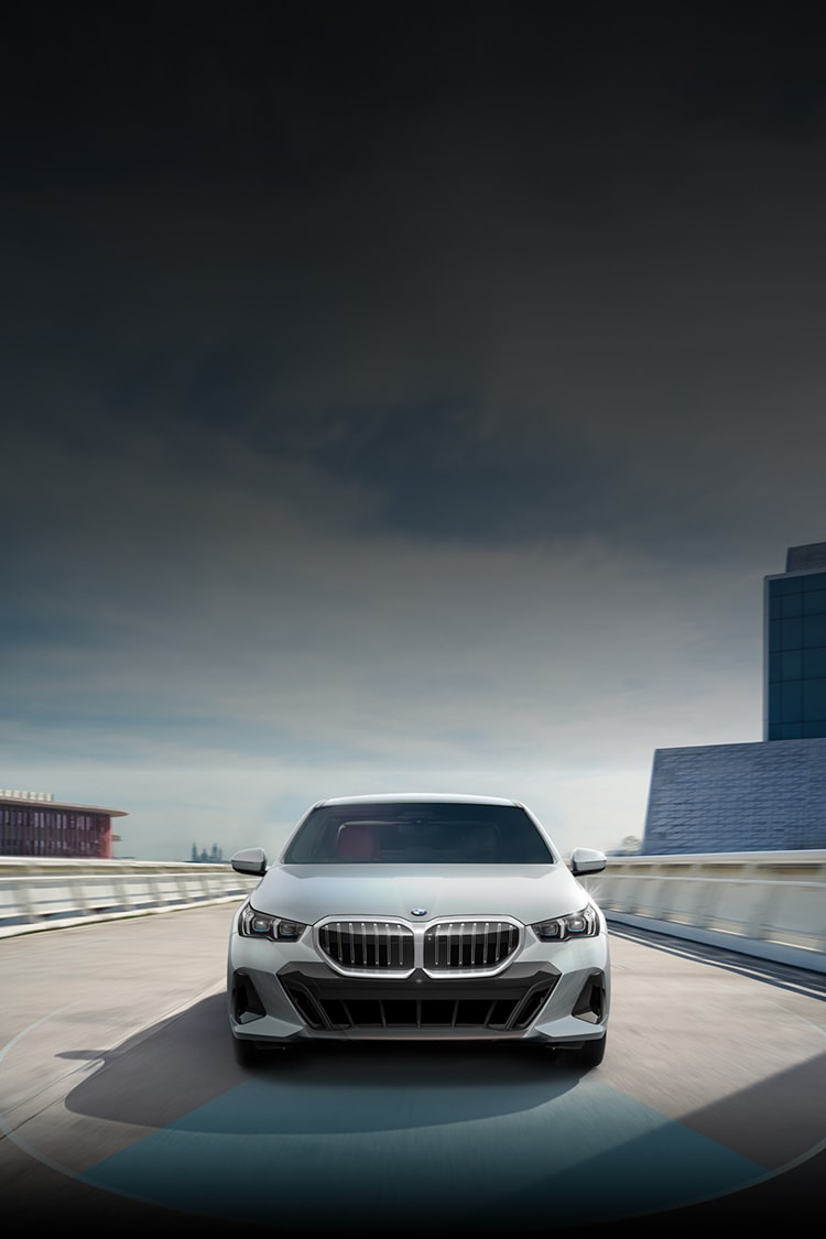 2024 BMW 5 Series Midsize Luxury Sedan