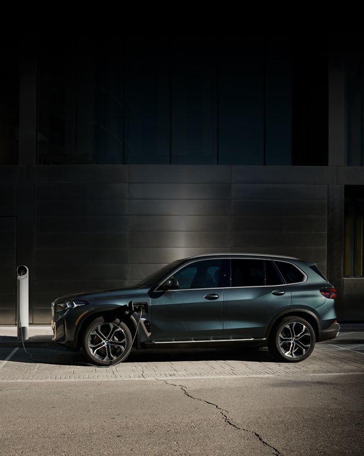2024 BMW X5 xDrive50e Plug In Hybrid SUV Features Specs