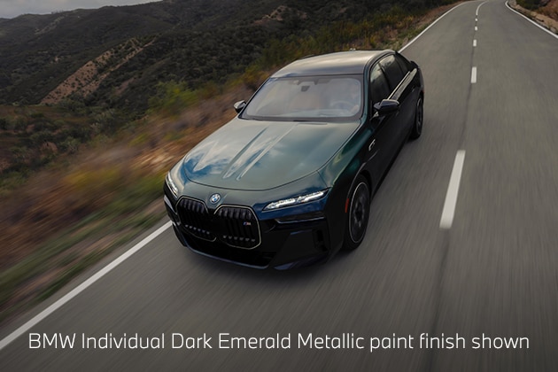 A dynamic high-angled image of the BMW i7