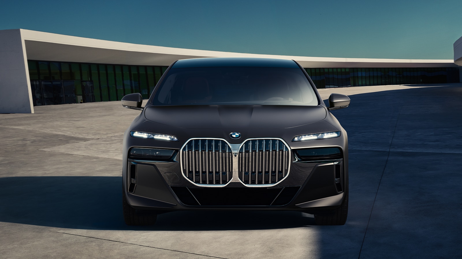 Get to Know the 2022 BMW 750i